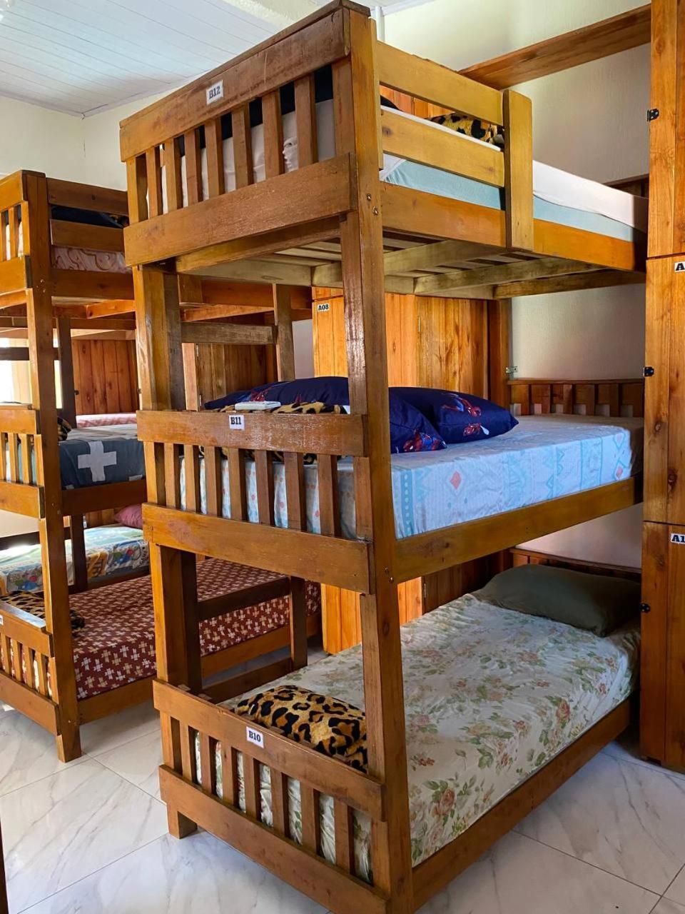Aloha Hostel Bc Balneário Camboriú Екстериор снимка